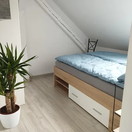 Vip-pokoje,sniadanie, Apartamento Gniezno